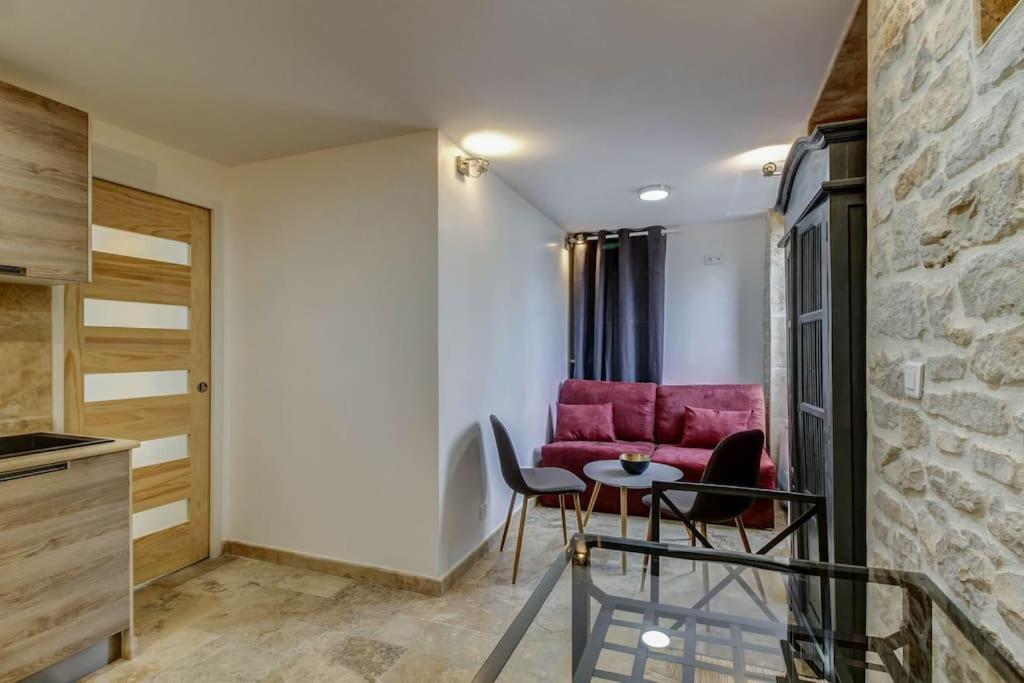 La Cachette - Topdestination-Dijon - Centre Ville - Classe 3 Etoiles Εξωτερικό φωτογραφία