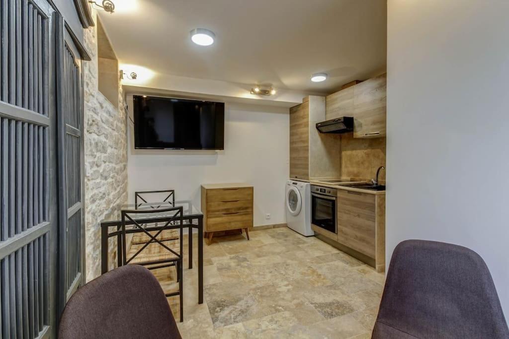 La Cachette - Topdestination-Dijon - Centre Ville - Classe 3 Etoiles Εξωτερικό φωτογραφία